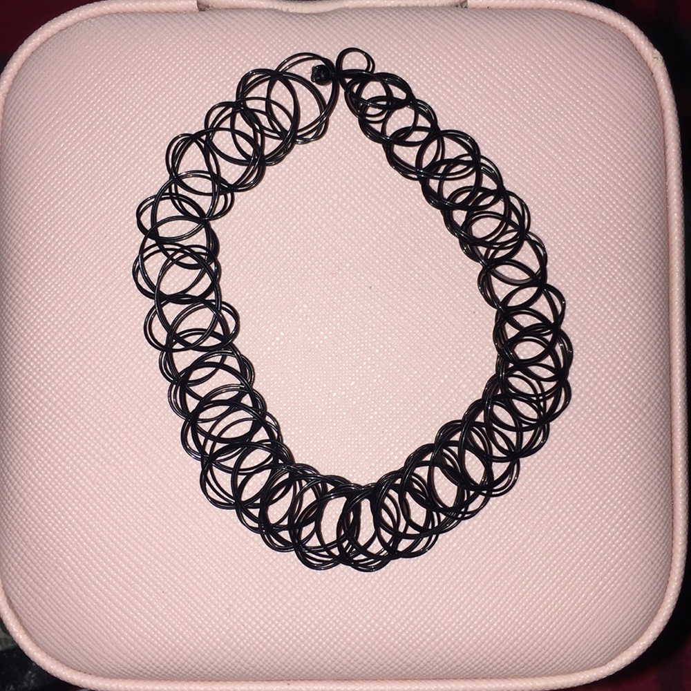 Choker